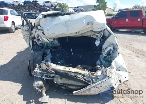 2010 Mercedes-Benz E 350 4Matic из США, поврежденный, VIN WDDHF8HB3AA176256